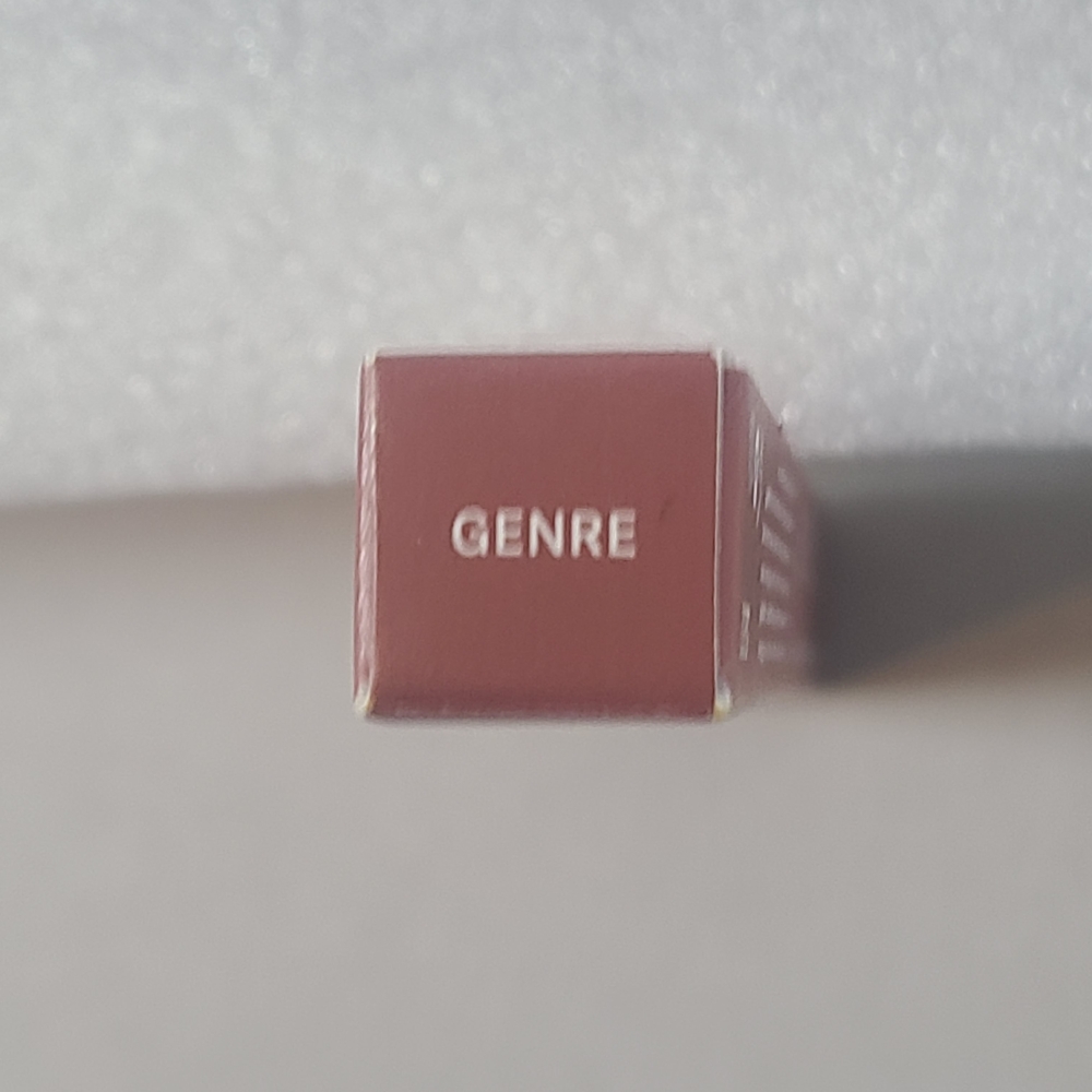 ILIA Lip Sketch Hydrating Crayon — Genre NIB .08 Oz/2.3 G - Picture 10 of 10